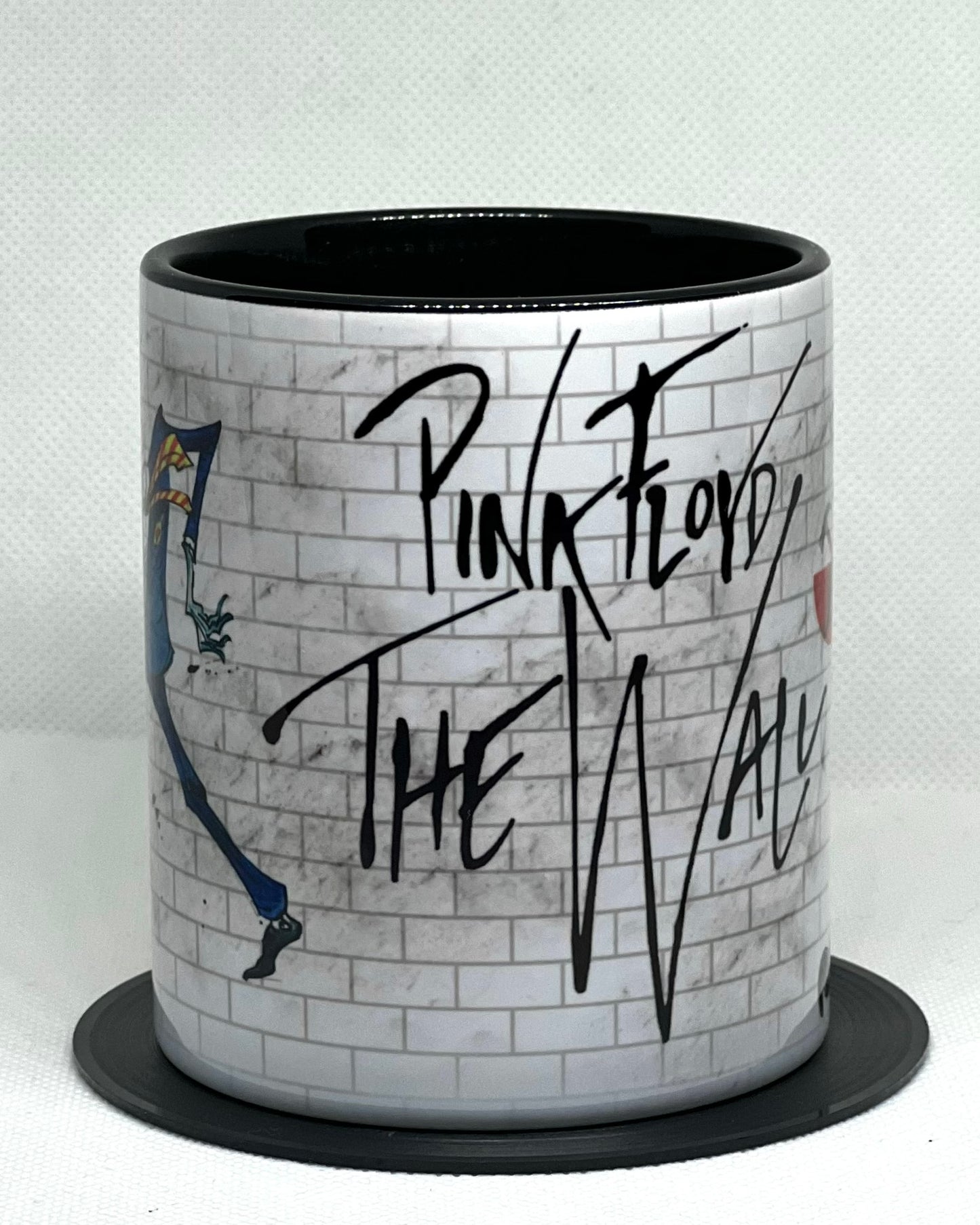 Mug Pin Floyd The Wall