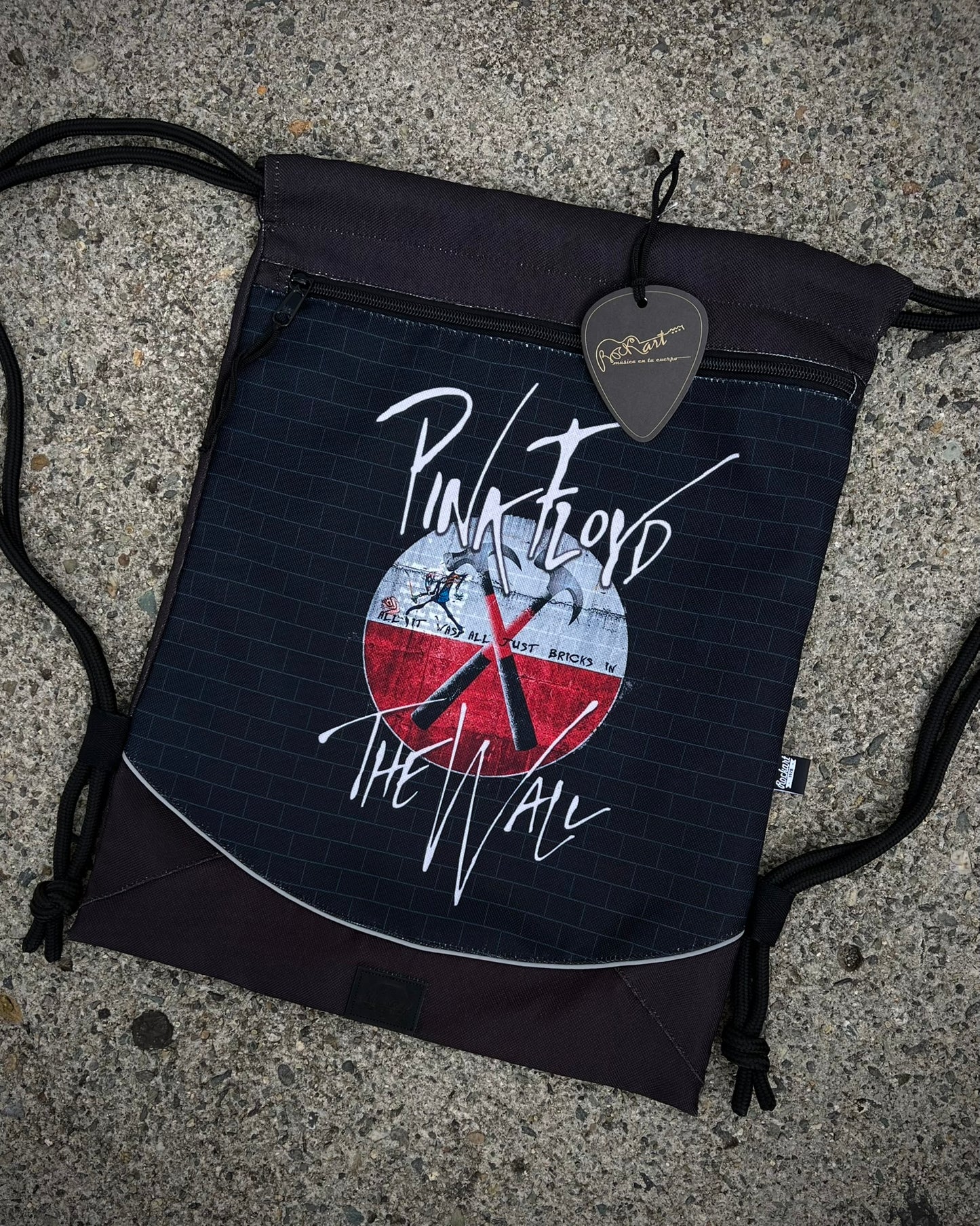 Tula Pink Floyd The Wall