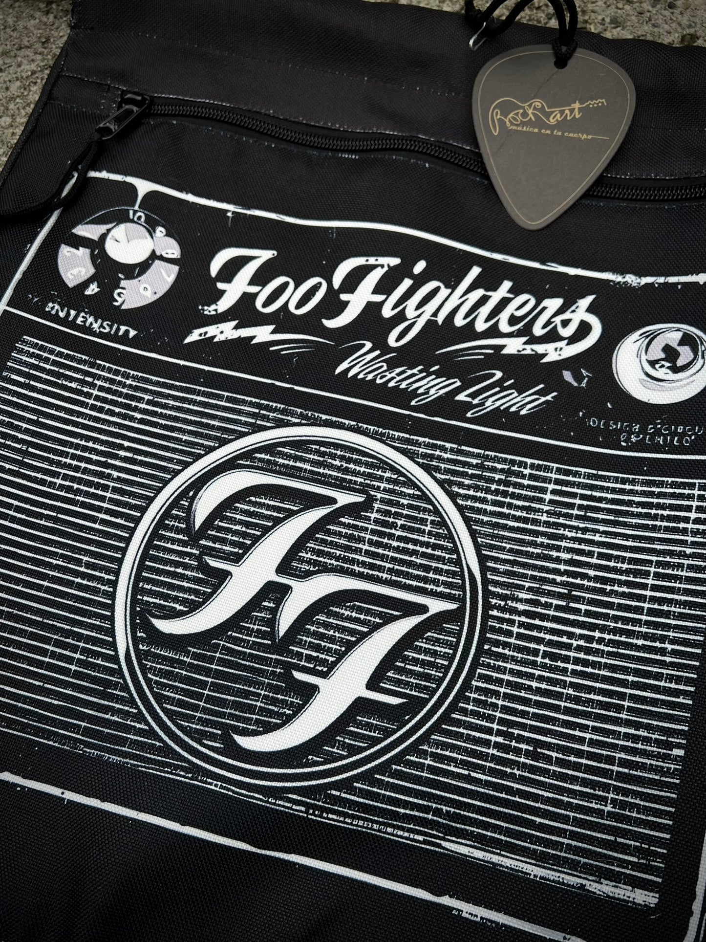 Tula Foo Fighters