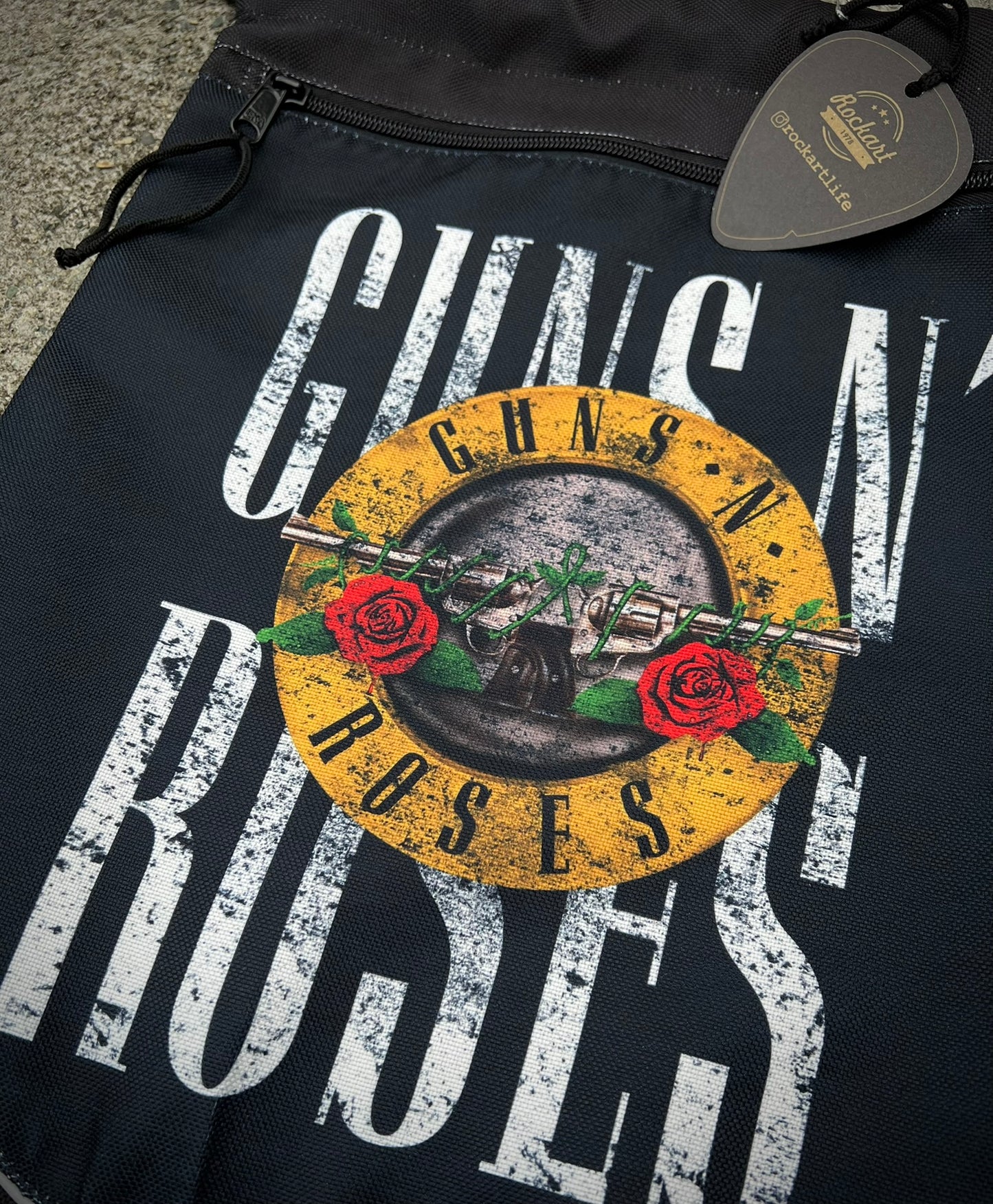 Tula Guns N Roses