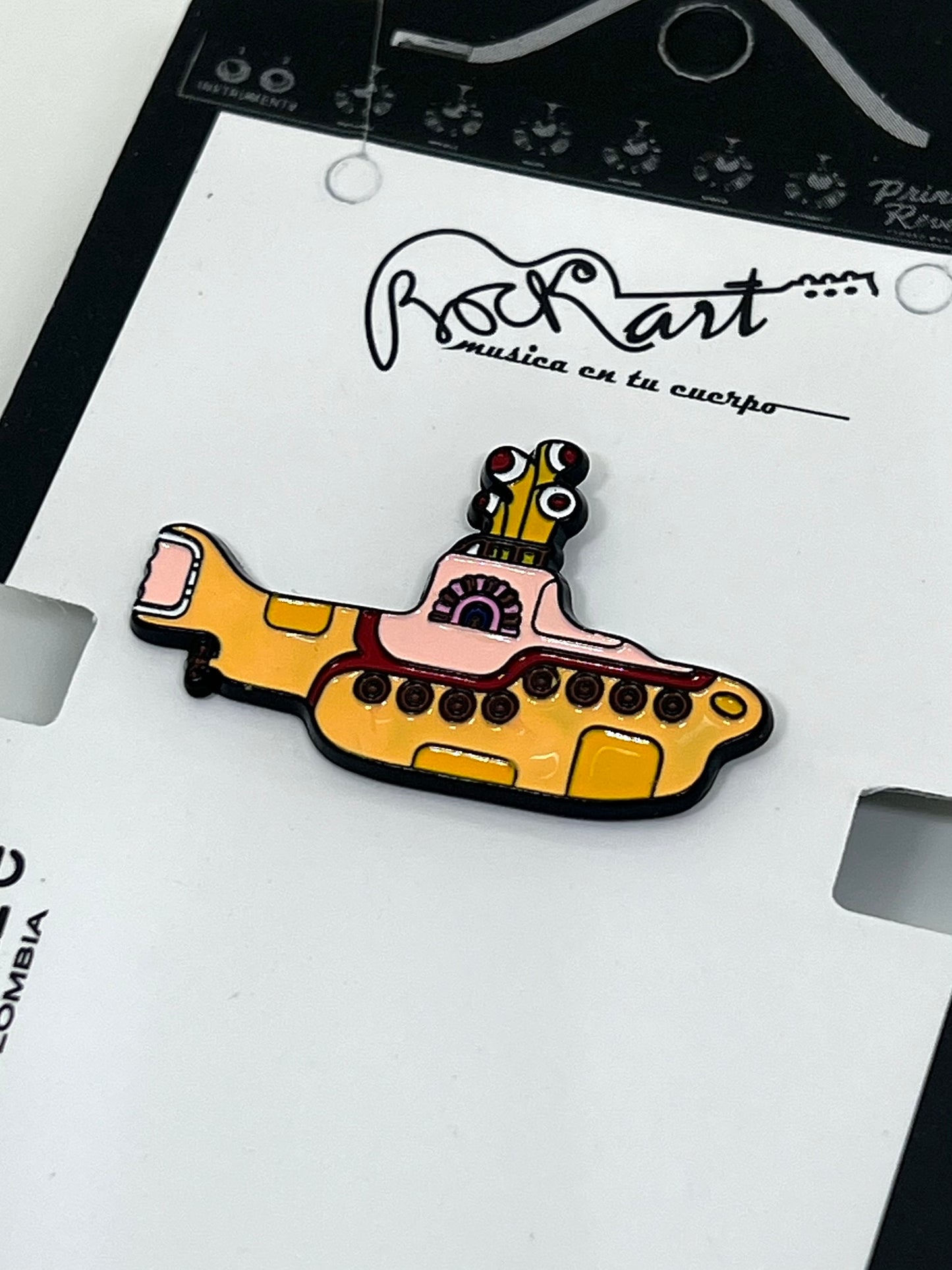 Pin The Beatles Yellow Submarine