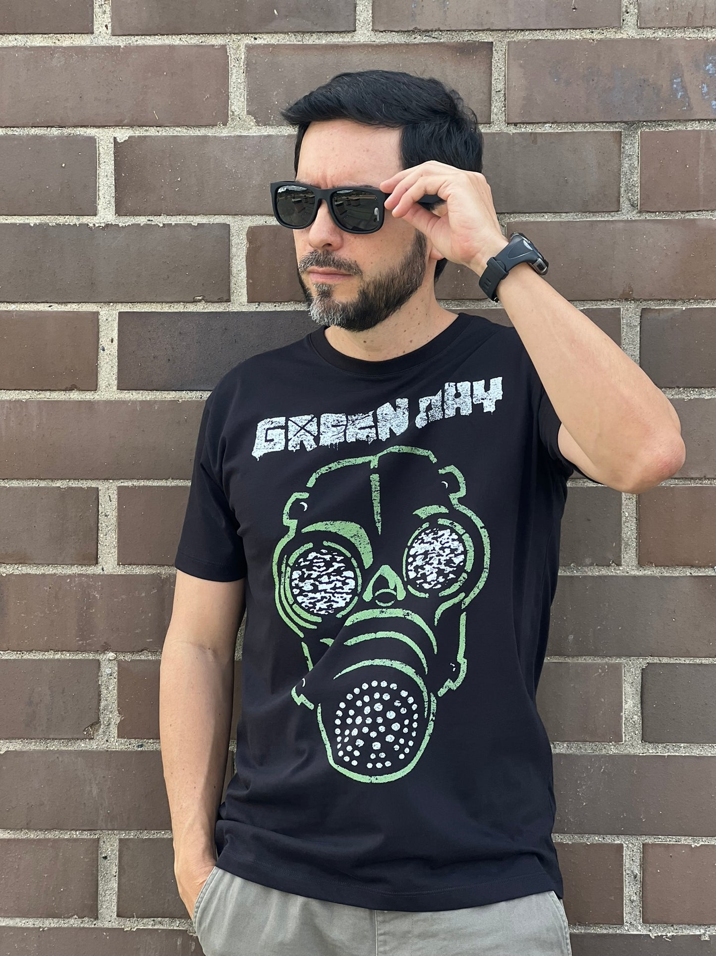 Camiseta Hombre Green Day Gas Mask