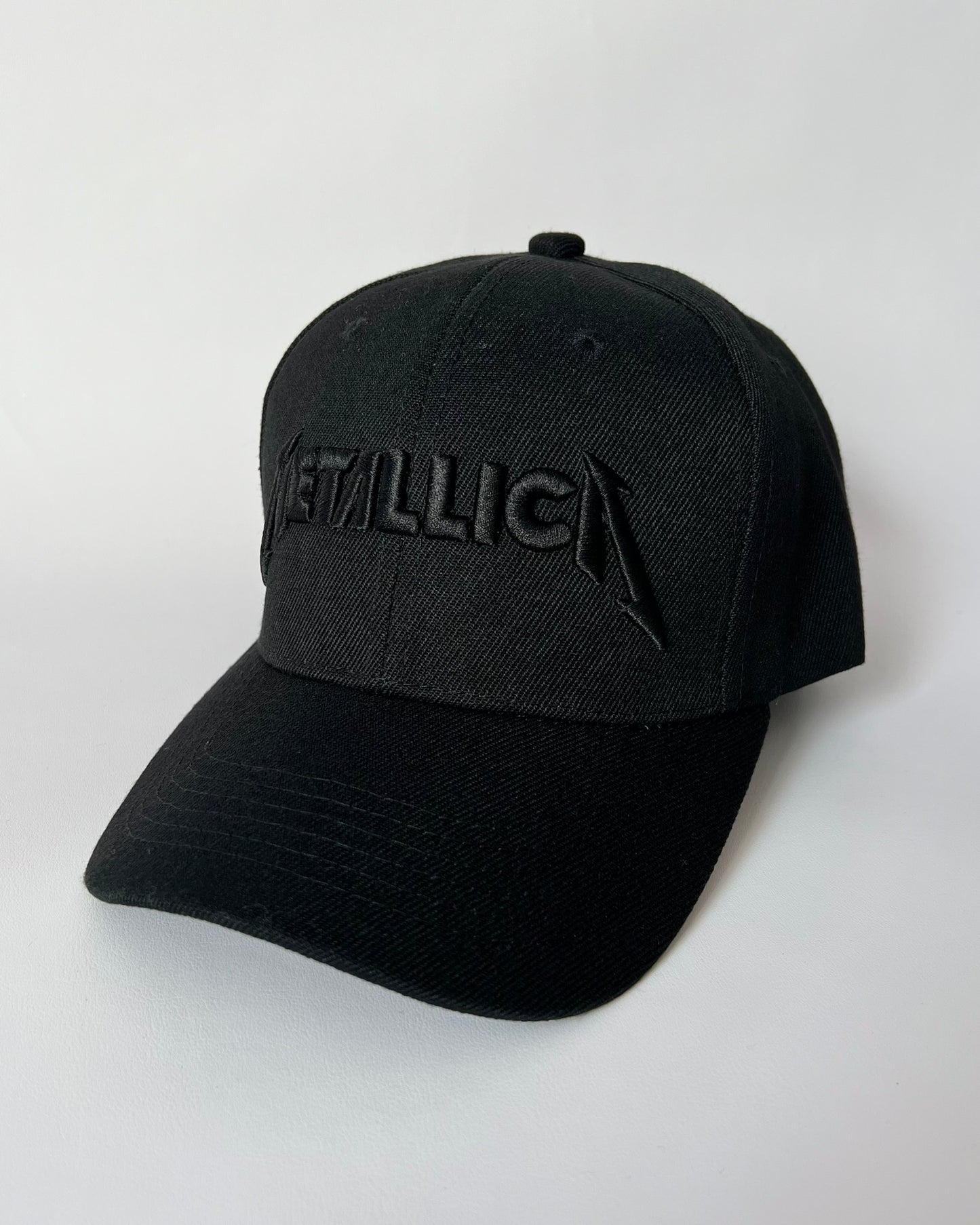 Gorra Clásica Metallica Bordado