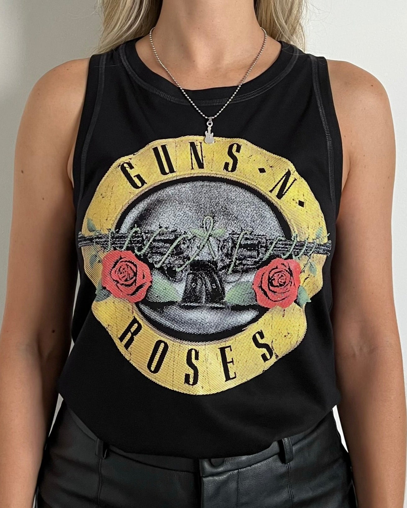 Camisilla Mujer Guns amarillo