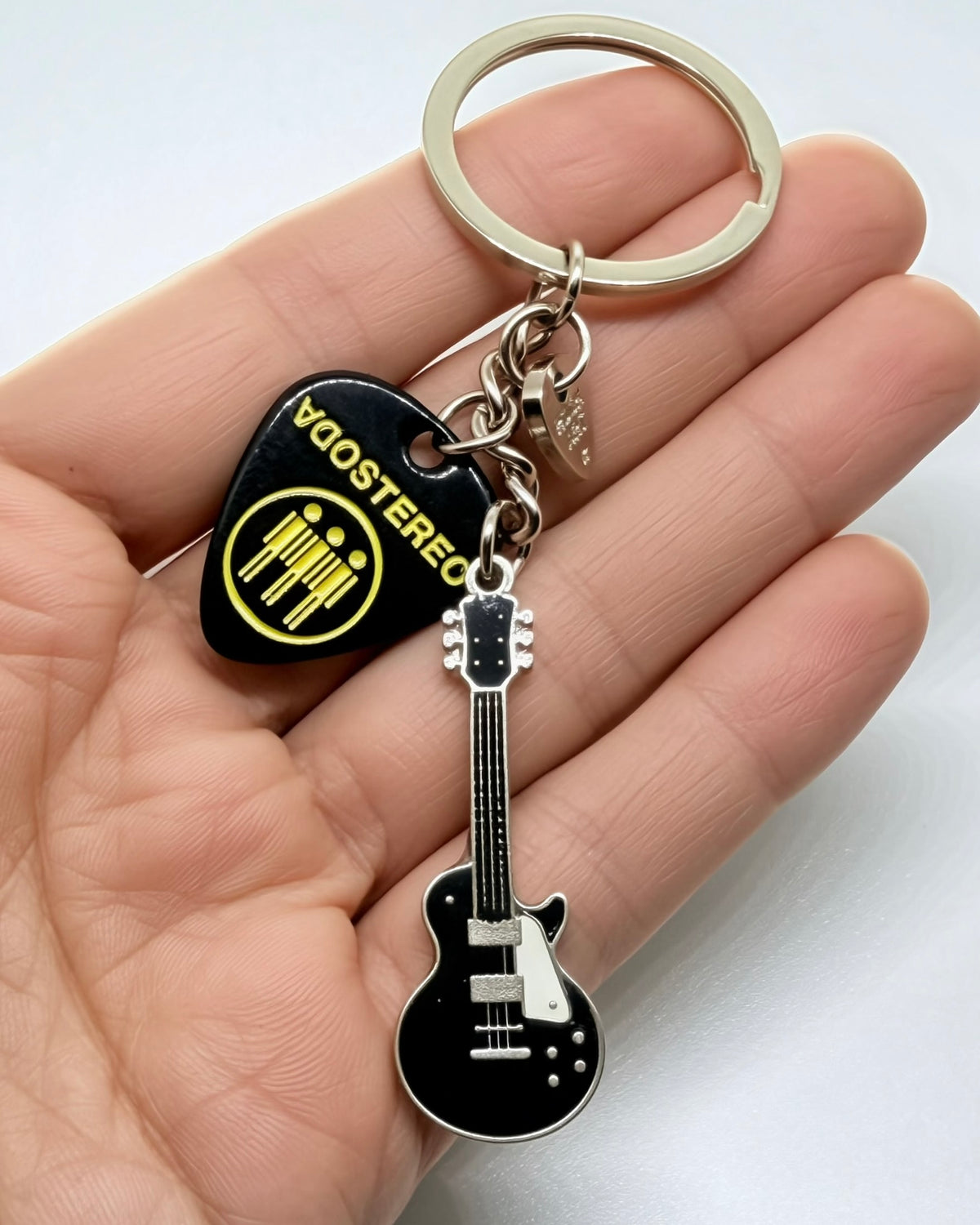 Llavero Soda Stereo + Guitarra