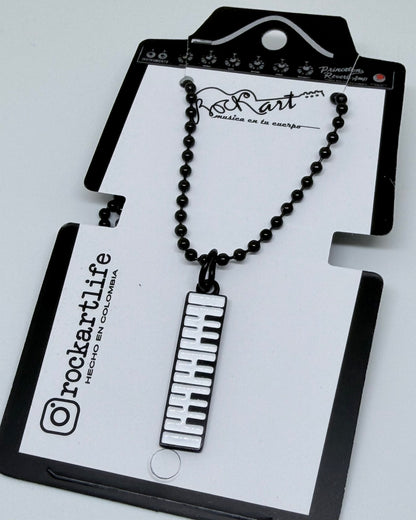 Collar Piano