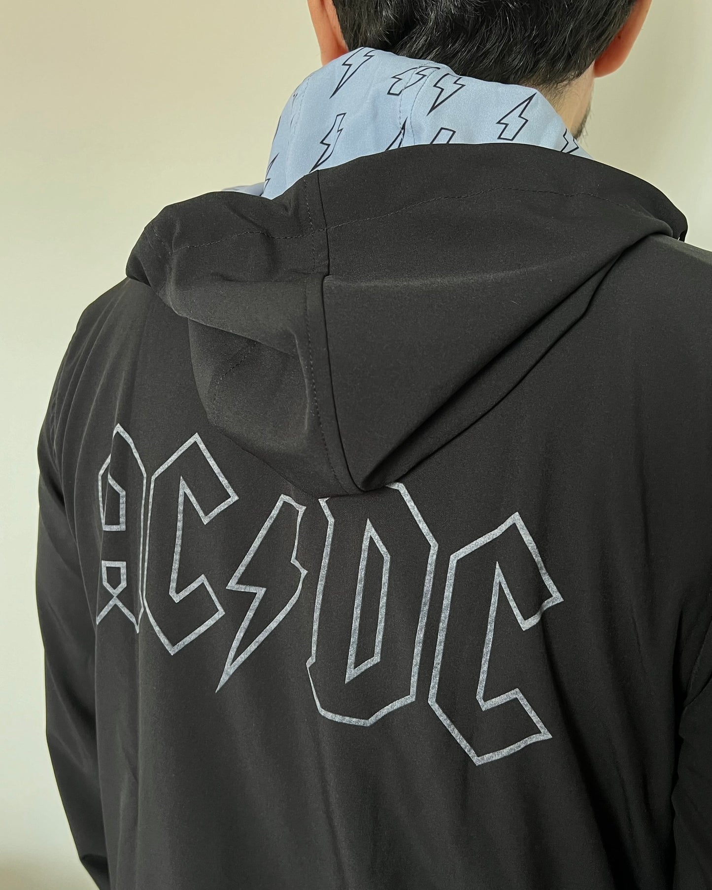 Rompevientos Unisex AC/DC