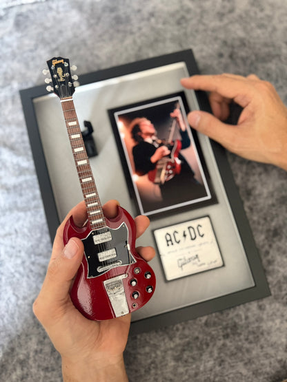 Cuadro Angus Young AC/DC