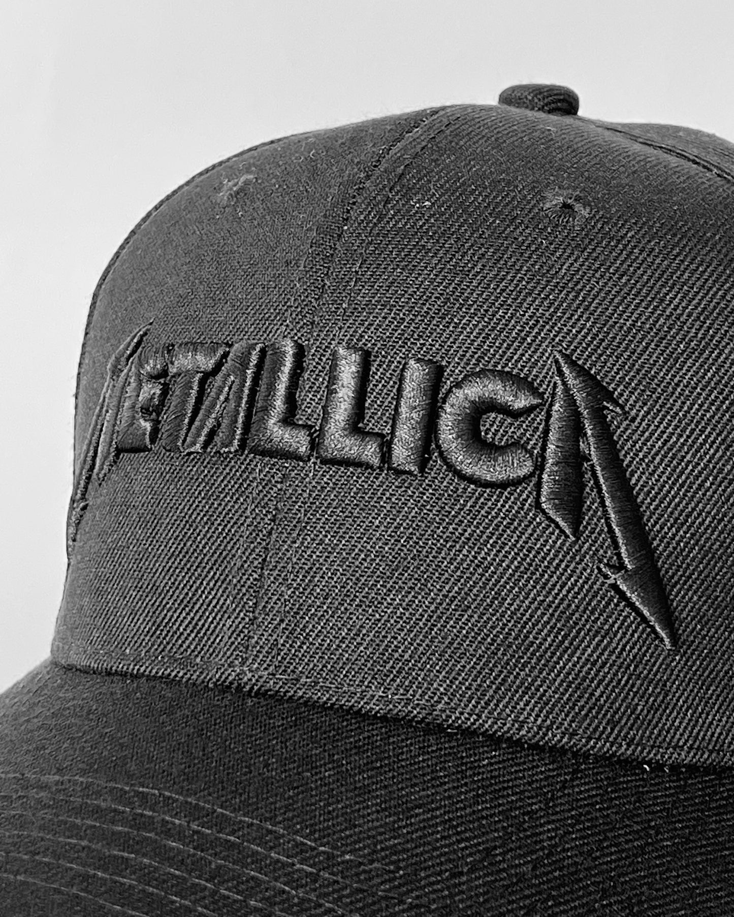 Gorra Camionera Metallica Bordada