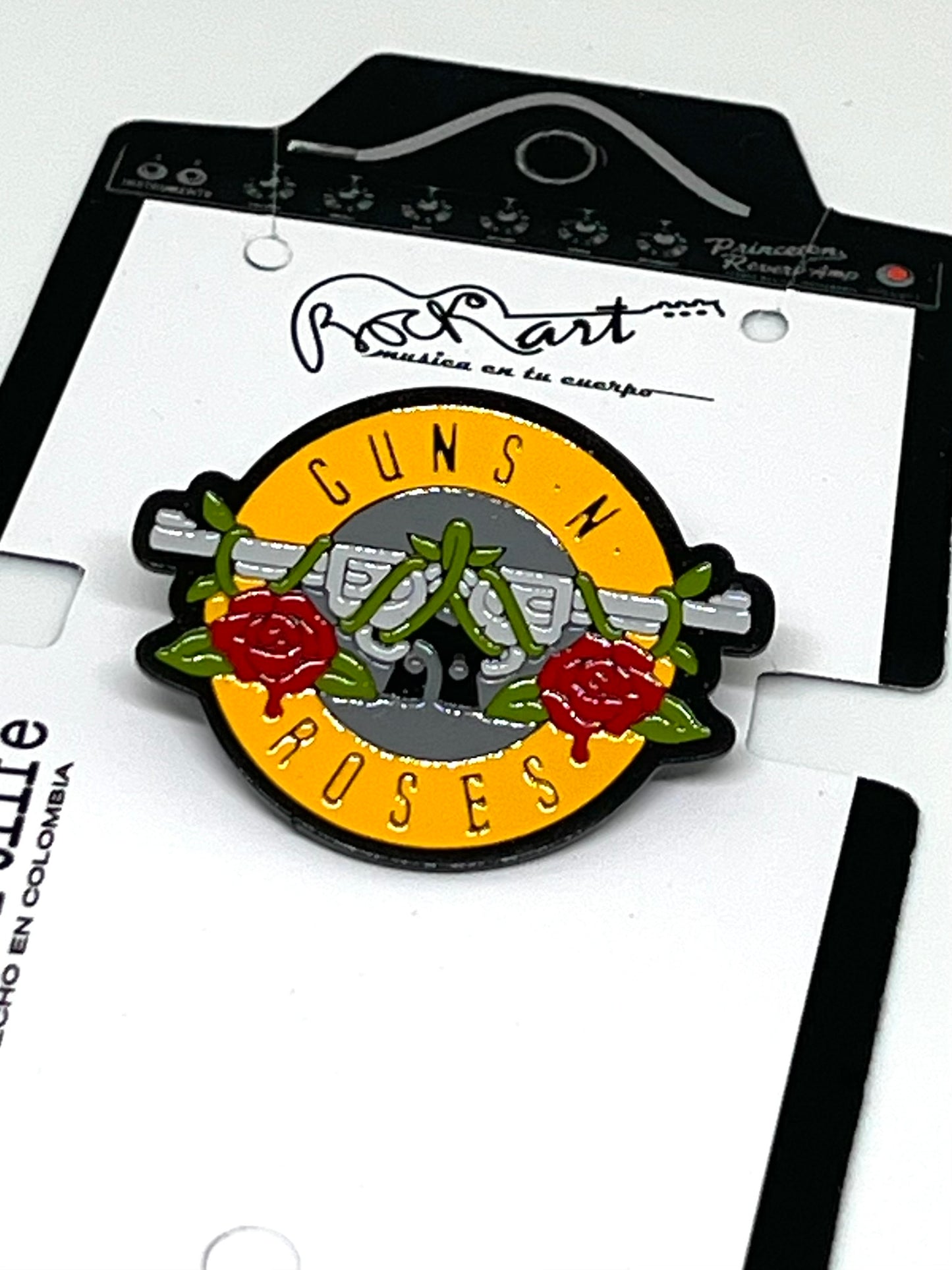 Pin Guns N Roses