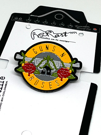 Pin Guns N Roses