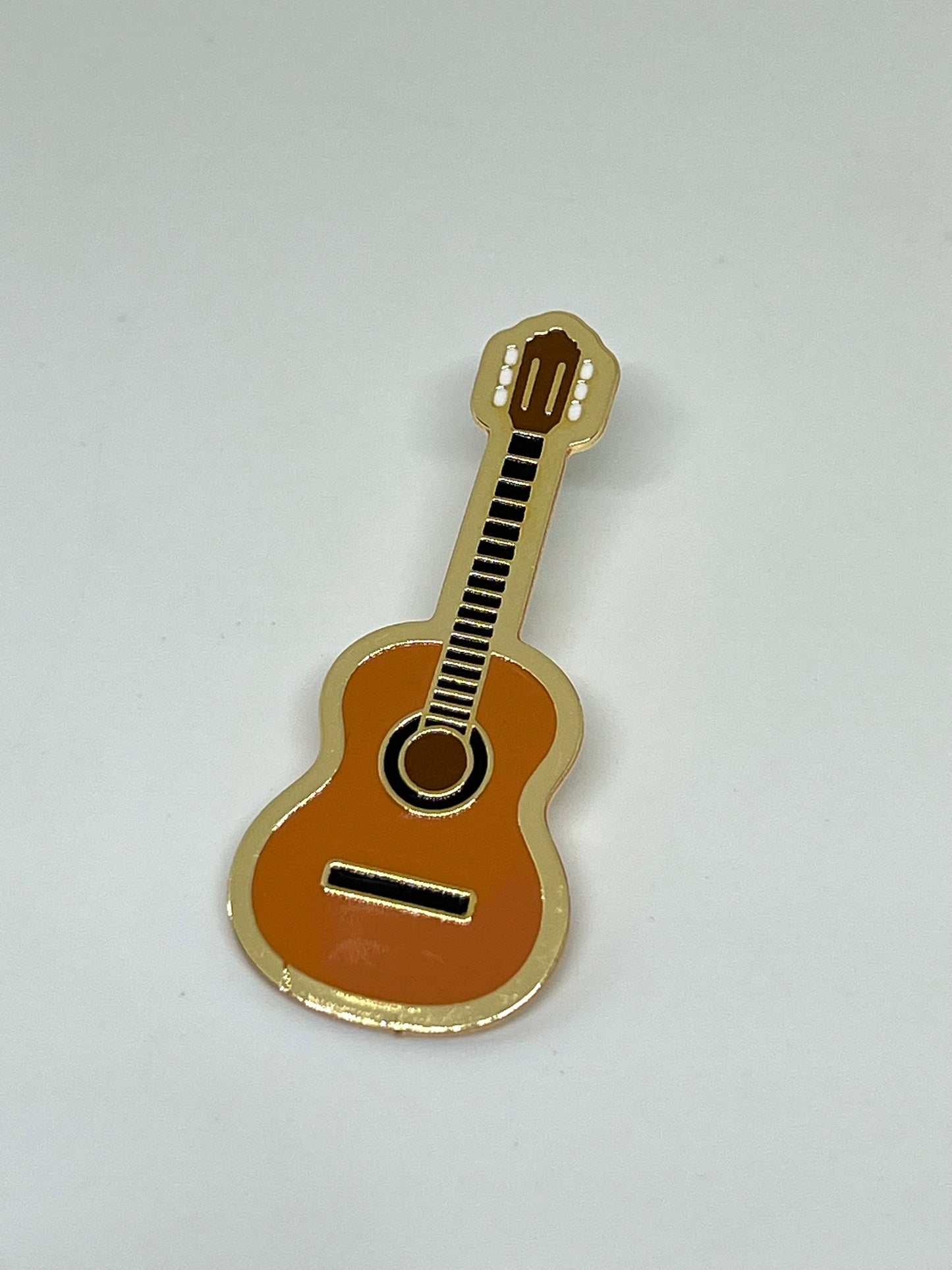 Pin Acustic Guitar