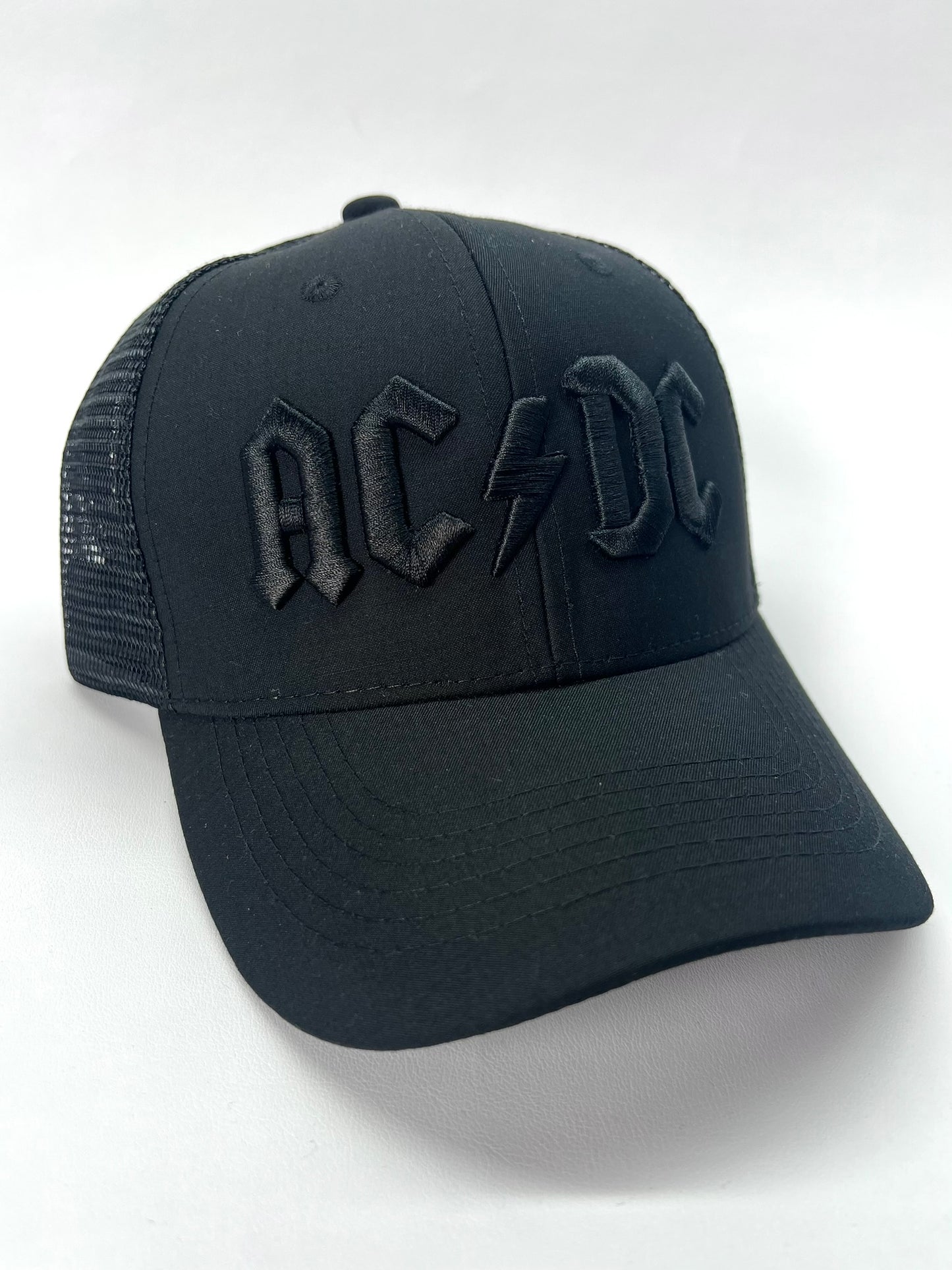 Gorra Camionera AC/DC Bordado