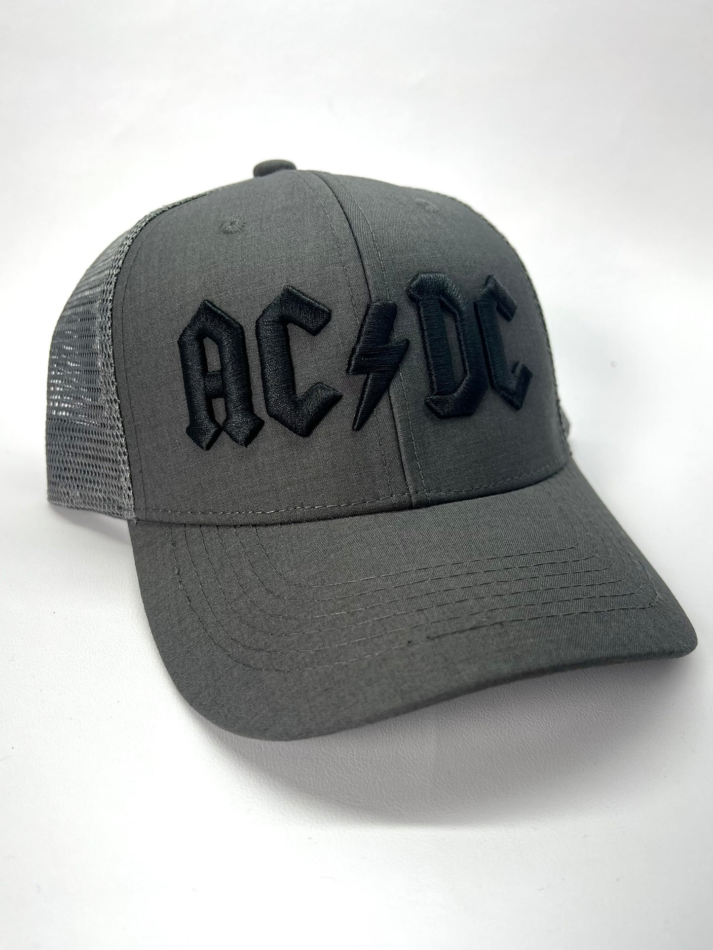 Gorra Camionera AC/DC Bordado