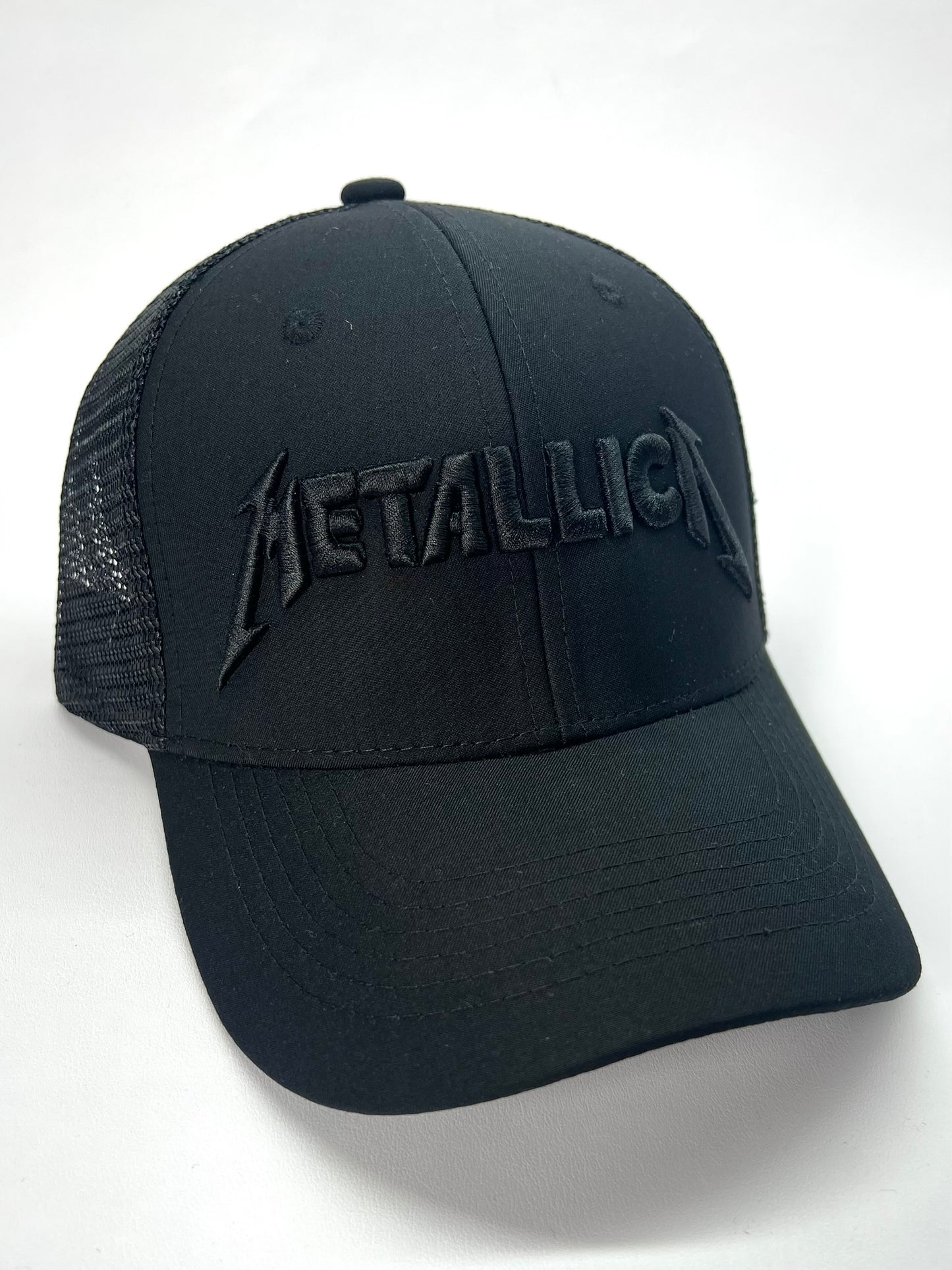 Gorra Camionera Metallica Bordada