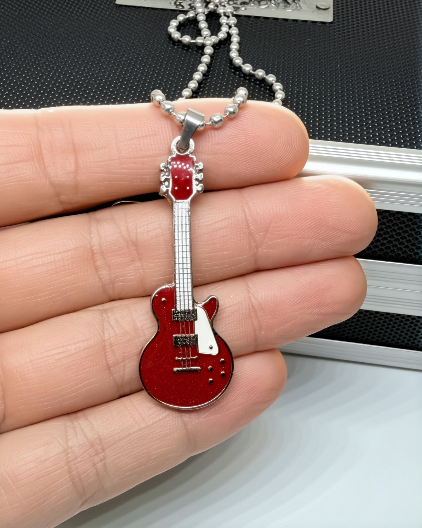 Collar Guitarra Les Paul Roja