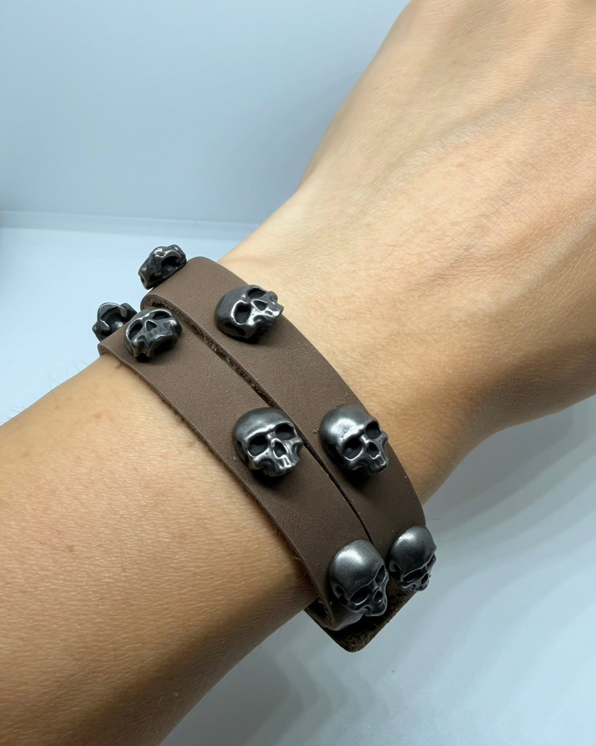 Manilla en cuero Skull Rock