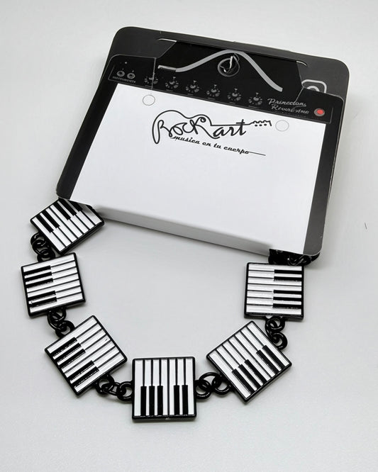 Manilla Piano Rebel