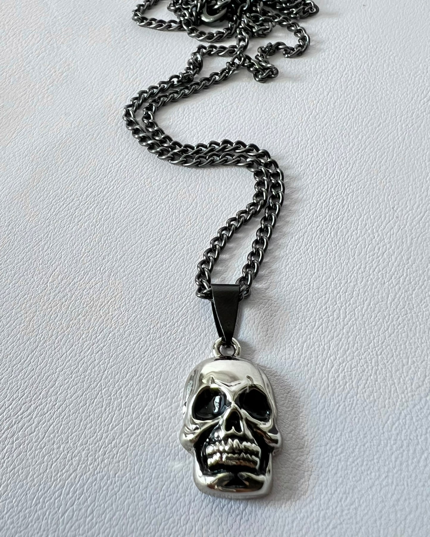 Collar Skull